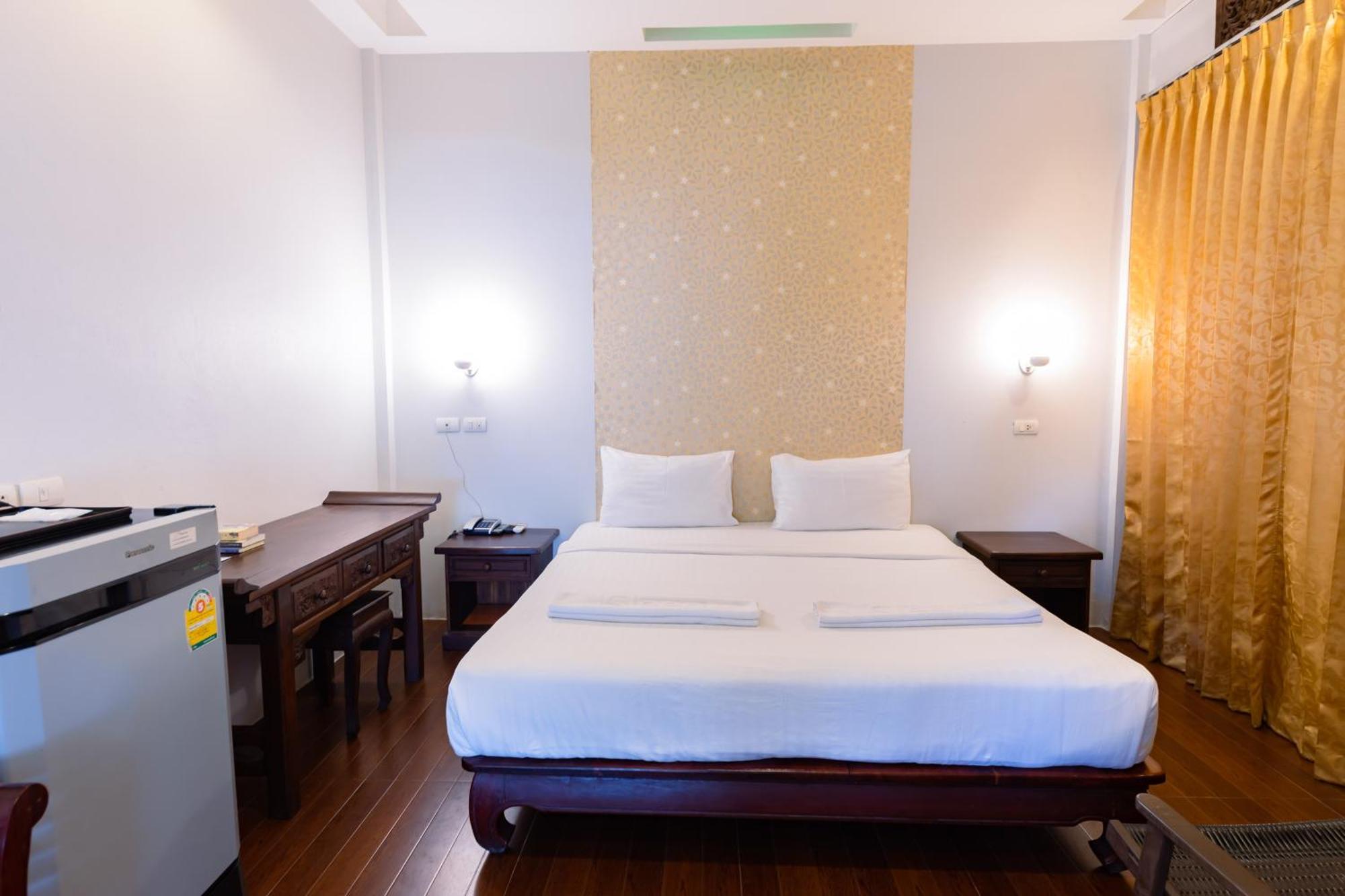 Sleep Hotel - Sha Certified Surat Thani Eksteriør bilde