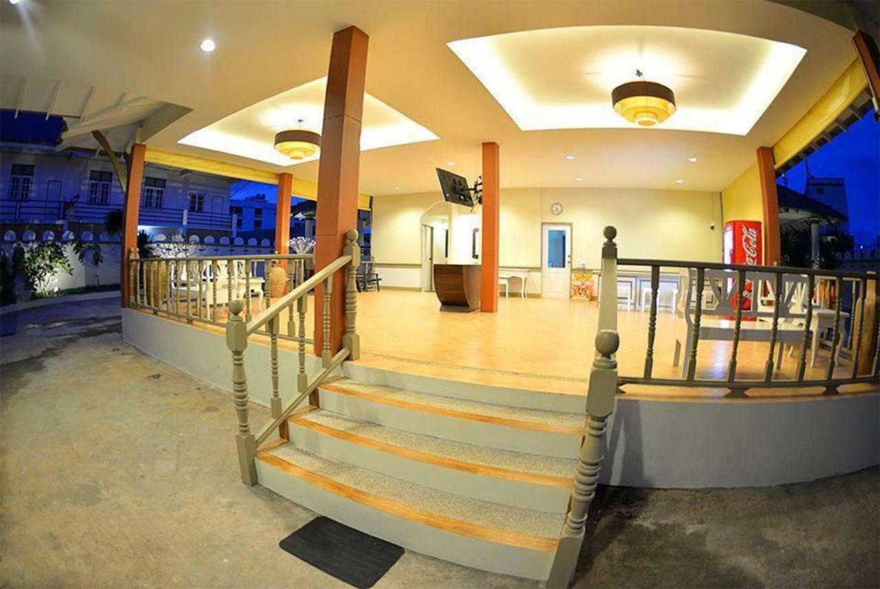 Sleep Hotel - Sha Certified Surat Thani Eksteriør bilde