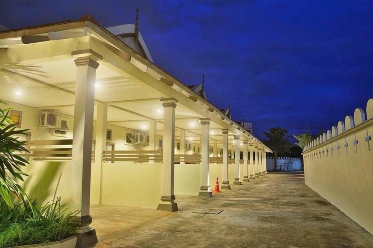 Sleep Hotel - Sha Certified Surat Thani Eksteriør bilde
